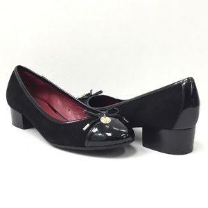 tommy hilfiger bow tie shoes